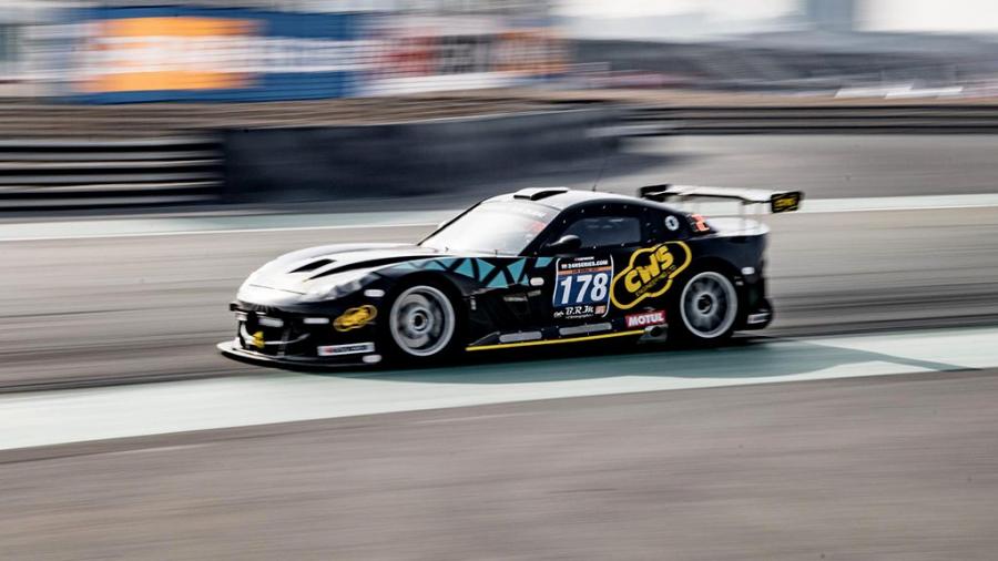  SRT Viper GT3-R Hankook 24H Dubai 2017 года  (фото 1 из 1)